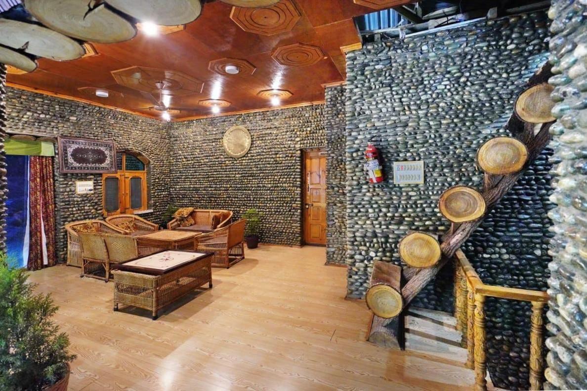 Sojourn Cottages Pahalgam Ngoại thất bức ảnh
