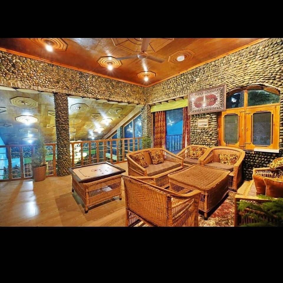 Sojourn Cottages Pahalgam Ngoại thất bức ảnh