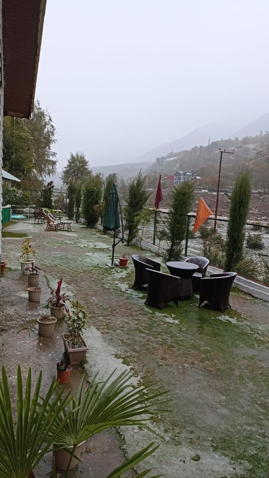 Sojourn Cottages Pahalgam Ngoại thất bức ảnh